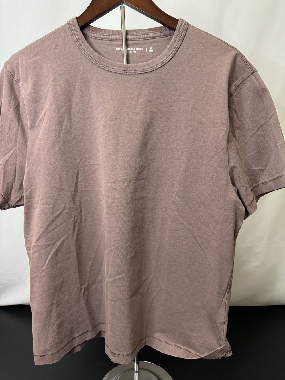 Abercrombie & Fitch Men's Crewneck T-Shirt - Mauve men’s medium